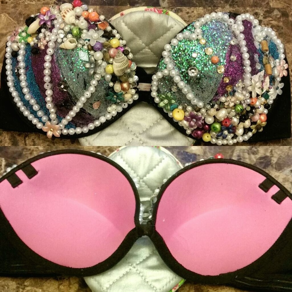 🌈💎now taking orders🌈💎Halloween mermaid bra🎁💝
